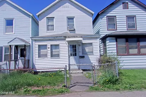 1337 2nd Ave, Watervliet, NY 12189