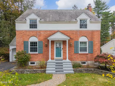 74 Jordan Blvd, Delmar, NY 12054