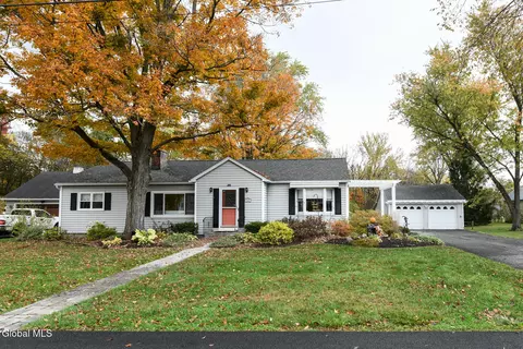 106 Euclid Ave, Altamont, NY 12009