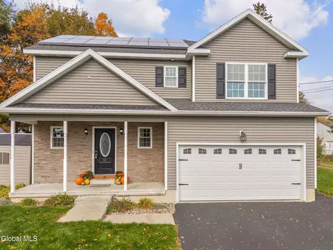 44 Shepard Ave, Schenectady, NY 12304