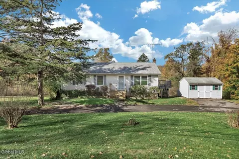 42 Firehouse Rd, Germantown, NY 12526