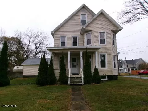 1 2nd Ave, Mayfield, NY 12117
