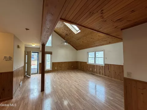 Living - 42 Hackett St, Selkirk, NY 12158 photo 2 of 8