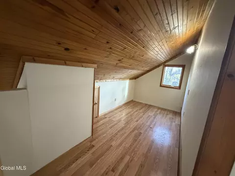 Bedroom - 42 Hackett St, Selkirk, NY 12158 photo 2 of 4