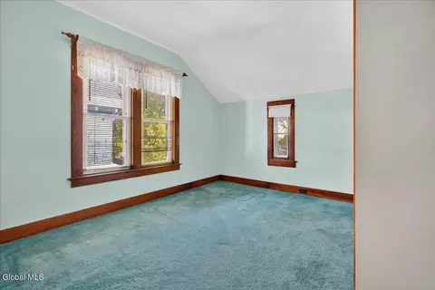 1060 Keyes Ave, Schenectady, NY 12309 photo 28