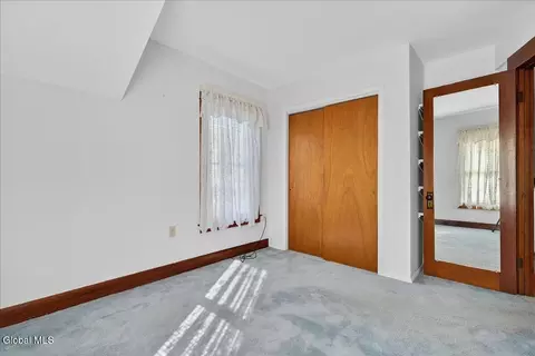 1060 Keyes Ave, Schenectady, NY 12309 photo 23
