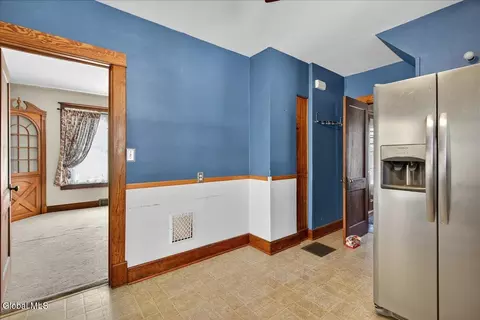 1060 Keyes Ave, Schenectady, NY 12309 photo 10
