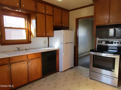 2542 Augustine Ave, Schenectady, NY 12306 photo 19