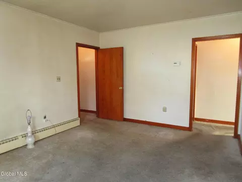 2542 Augustine Ave, Schenectady, NY 12306 photo 16
