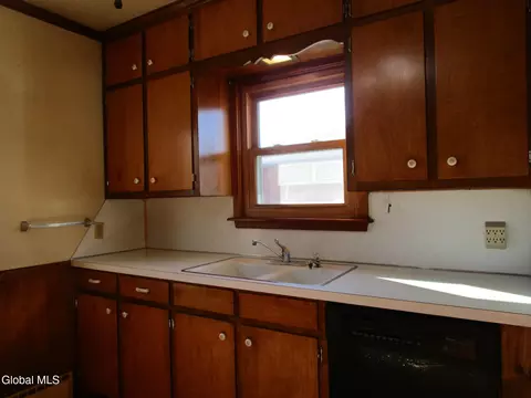 2542 Augustine Ave, Schenectady, NY 12306 photo 23