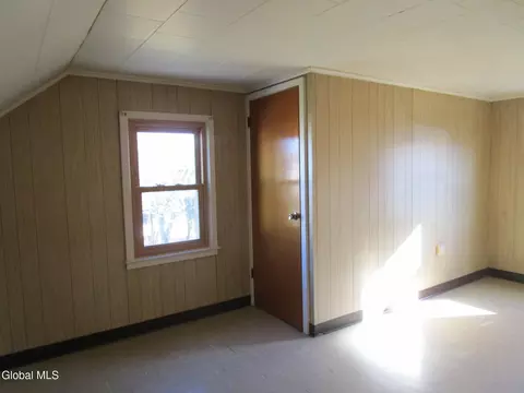 2542 Augustine Ave, Schenectady, NY 12306 photo 47