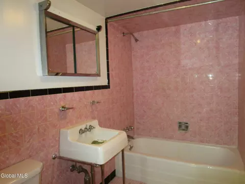 2542 Augustine Ave, Schenectady, NY 12306 photo 50