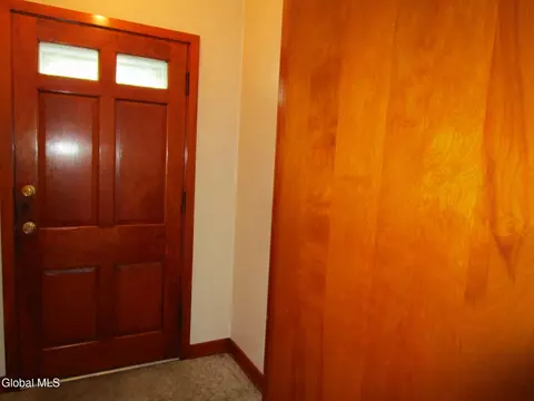 2542 Augustine Ave, Schenectady, NY 12306 photo 13