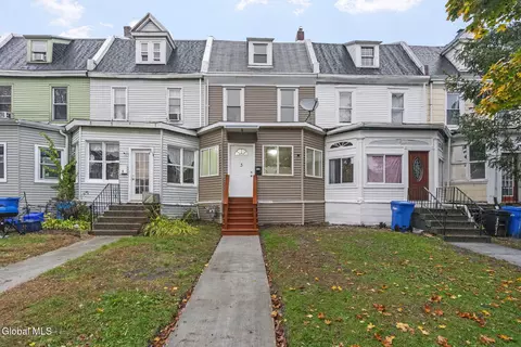 3 Manning Sq, Albany, NY 12206