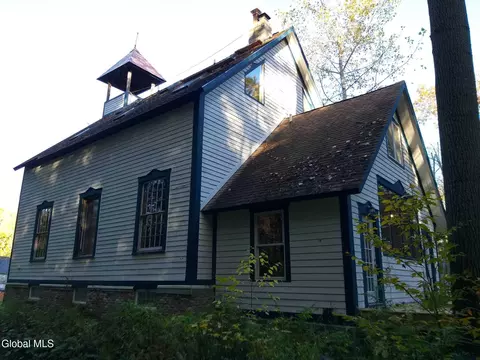 820 Trout Lake Rd, Bolton Landing, NY 12814