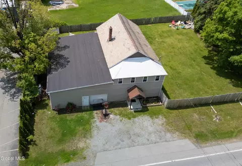 985 Murray Rd, Middle Grove, NY 12850