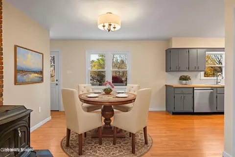 Dining - 10 Dawn Dr, Glenville, NY 12302 photo 1 of 1