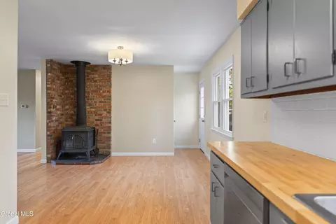 Other - 10 Dawn Dr, Glenville, NY 12302 photo 4 of 14