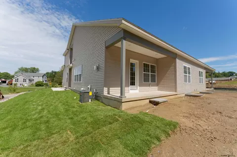 302 Kristina Loop, Troy, NY 12180 photo 36