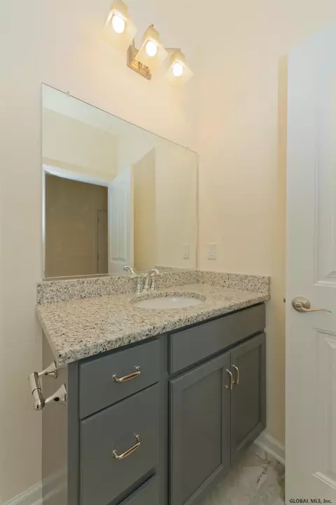 302 Kristina Loop, Troy, NY 12180 photo 33