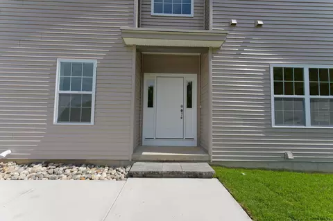302 Kristina Loop, Troy, NY 12180 photo 6