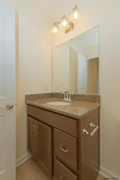 302 Kristina Loop, Troy, NY 12180 photo 31