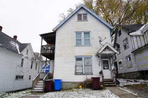 97 S Judson St, Gloversville, NY 12078