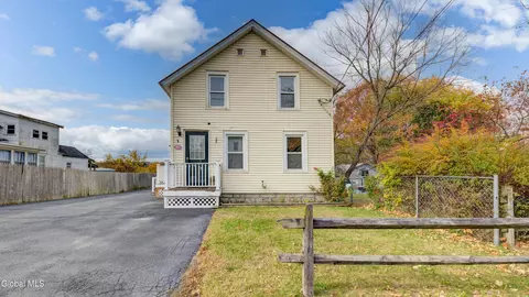 587 Lower Allen St, Hudson Falls, NY 12839