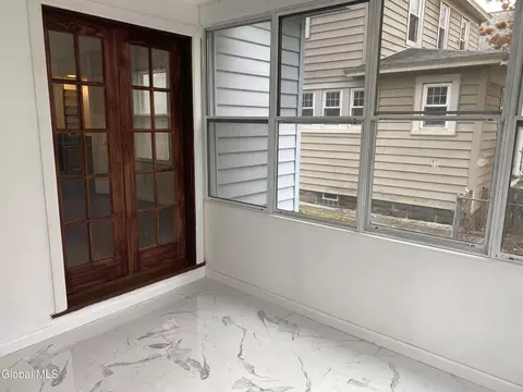Exterior - 1185 Ardsley Rd, Schenectady, NY 12308 photo 8 of 9