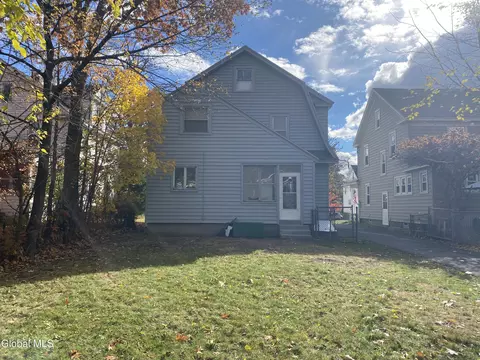 Exterior - 1185 Ardsley Rd, Schenectady, NY 12308 photo 4 of 9