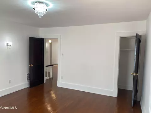 Bedroom - 1185 Ardsley Rd, Schenectady, NY 12308 photo 6 of 9