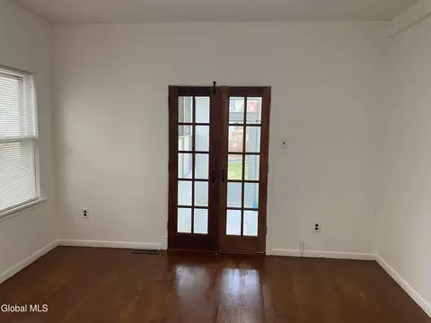 Living - 1185 Ardsley Rd, Schenectady, NY 12308 photo 7 of 7