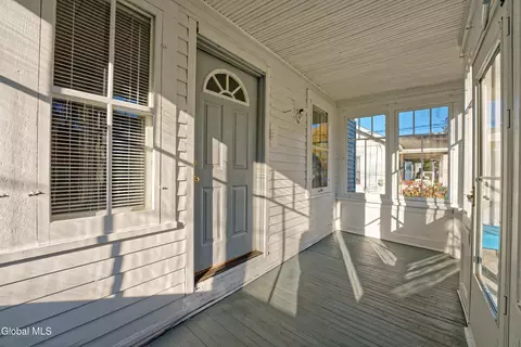105 Sacandaga Rd, Scotia, NY 12302 photo 3