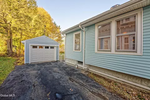 105 Sacandaga Rd, Scotia, NY 12302 photo 19
