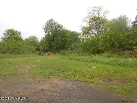 7152 Fuller Station Rd, Guilderland, NY 12303