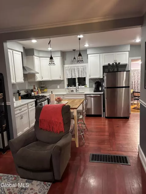 311 Riverside Ave, Scotia, NY 12302 photo 9