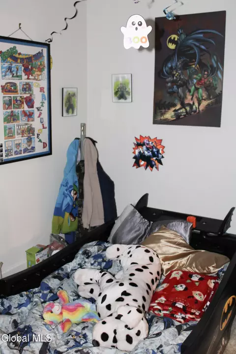 Bedroom - 112 Oak St, Corinth, NY 12822 photo 3 of 4