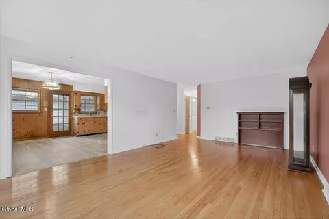 532 Wayne Pl, Delmar, NY 12054 photo 25