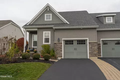 16 Winchester Pl # A, Mechanicville, NY 12118