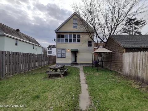 113 Degraff St, Schenectady, NY 12308 photo 5