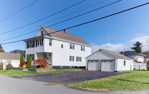 32 Wedgewood Ave, Schenectady, NY 12303