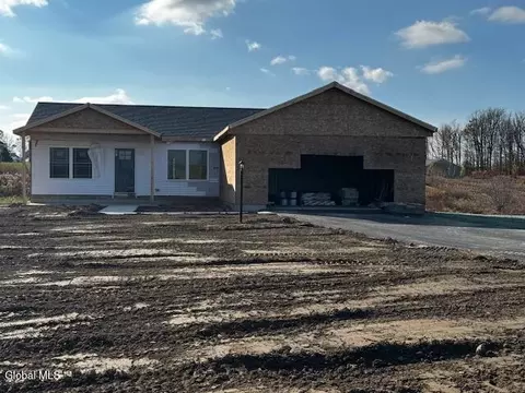 132 Johnson Rd, Mechanicville, NY 12118