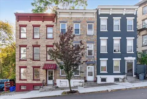 98 Livingston Ave, Albany, NY 12207