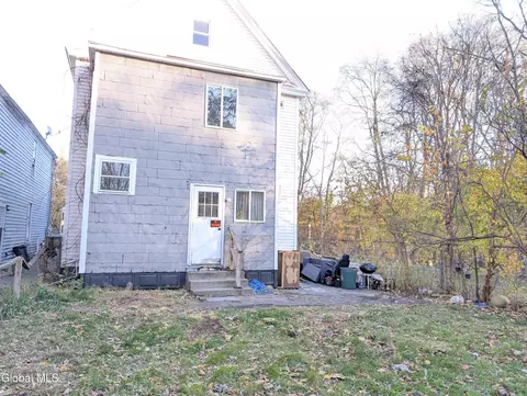 Exterior - 16 Paulding St, Schenectady, NY 12308 photo 5 of 6
