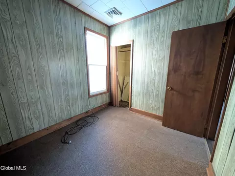 Bedroom - 16 Paulding St, Schenectady, NY 12308 photo 4 of 8