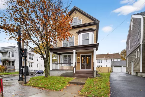 343 2nd Ave, Albany, NY 12209