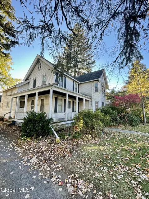 358 Kenwood Ave, Delmar, NY 12054