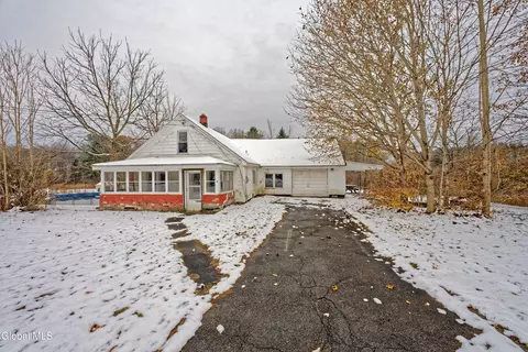 123 Hagaman Ave, Amsterdam, NY 12010
