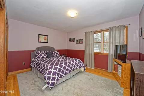 8 Raspberry Dr, Malta, NY 12020 photo 34
