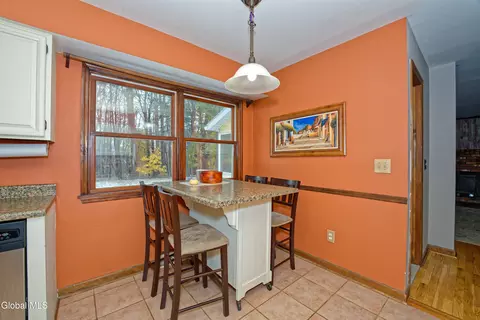 8 Raspberry Dr, Malta, NY 12020 photo 23